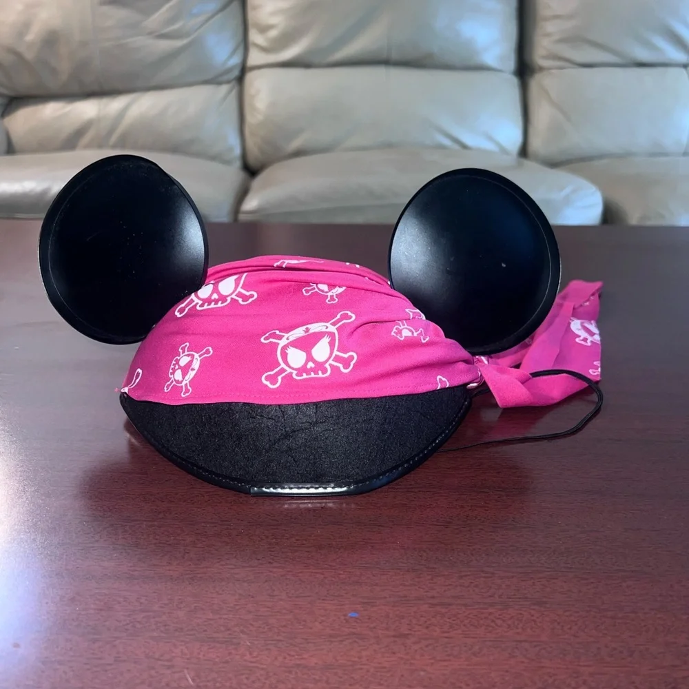 Disney Parks Pirate Princess Minnie Ears Hat – Pink Skull & Crossbones Bandana - Picture 3 of 4